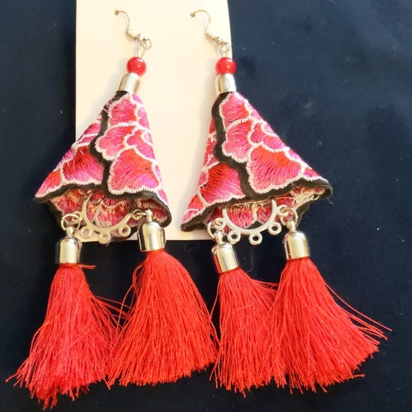 Nwot tassel earrings - Picture 2 of 2